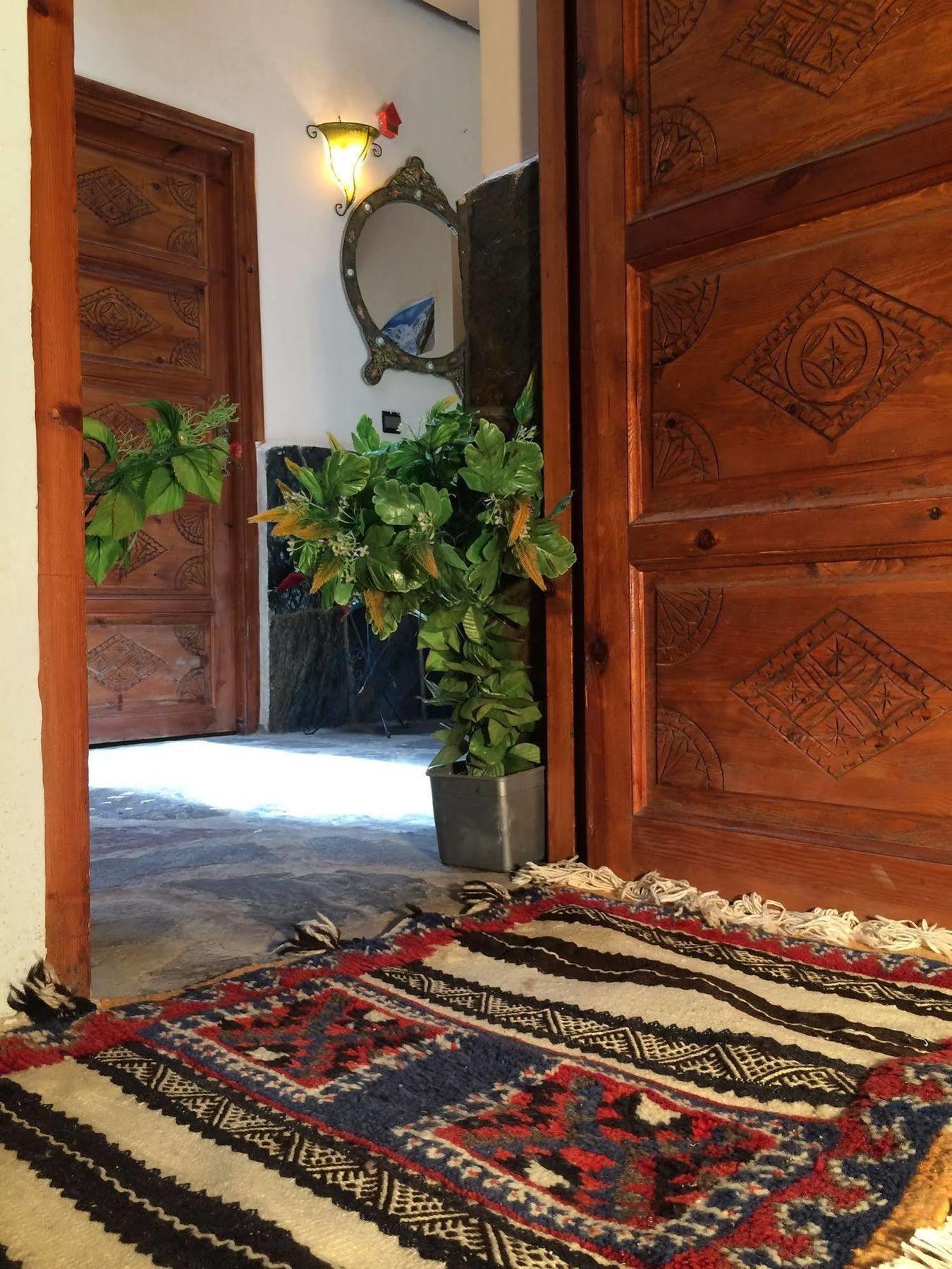 Dar Aglzime Hotel Aroumd Exterior photo